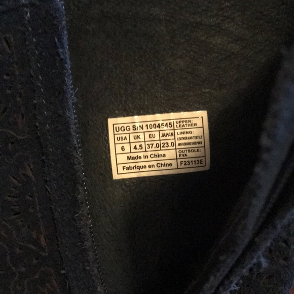 UGG Suede Lo Pro Short Perf EUC - Picture 6 of 6